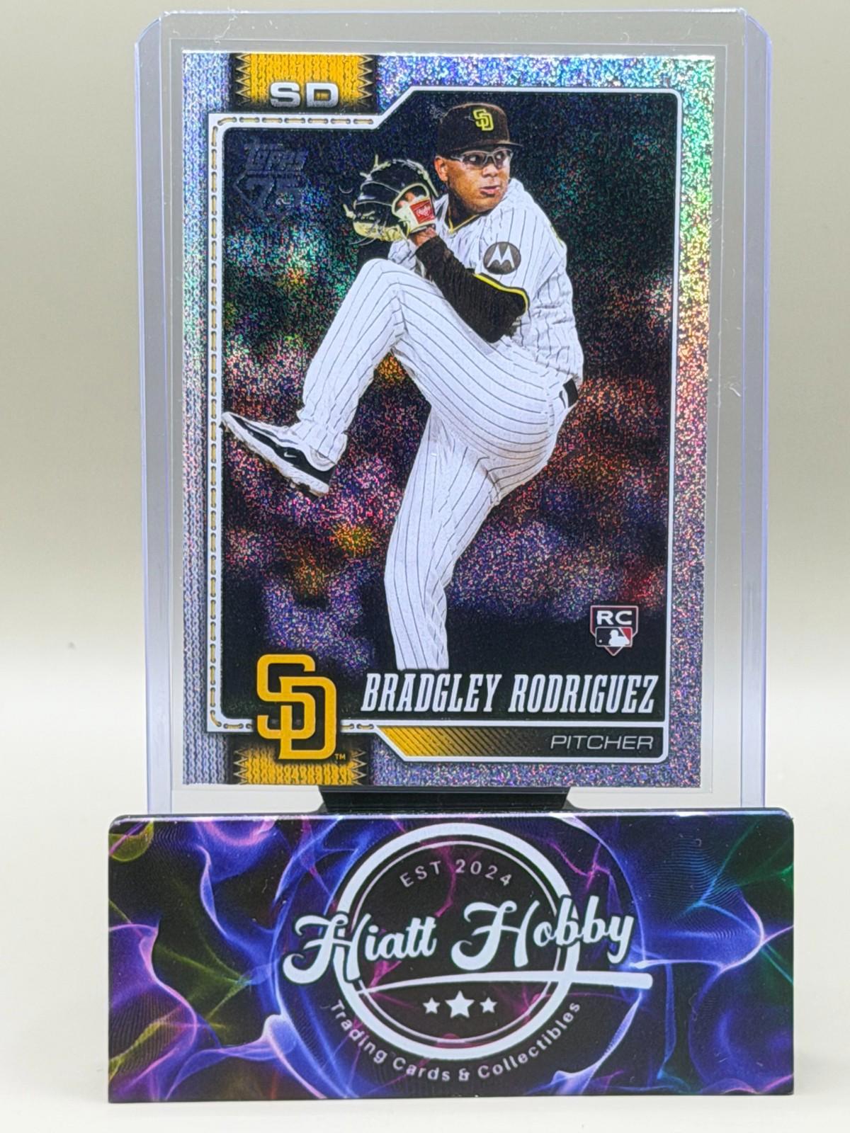 2026 Topps Series 1 #42 Bradgley Rodriguez - Sandglitter (RC)