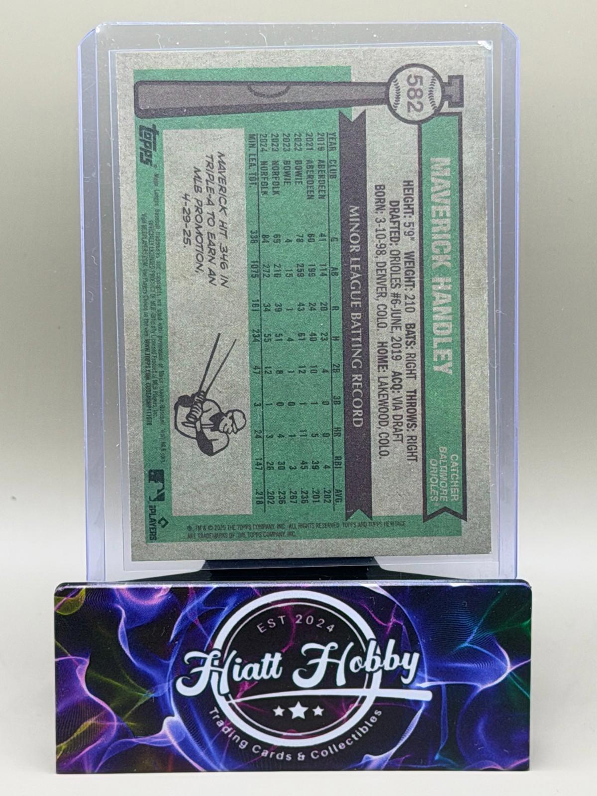 2025 Topps Heritage High Number - Maverick Handley #582 - Dark Blue Boarder (RC)